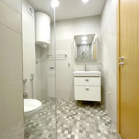 Appartement Old Views - Luxury 2bdr & Free Parking *