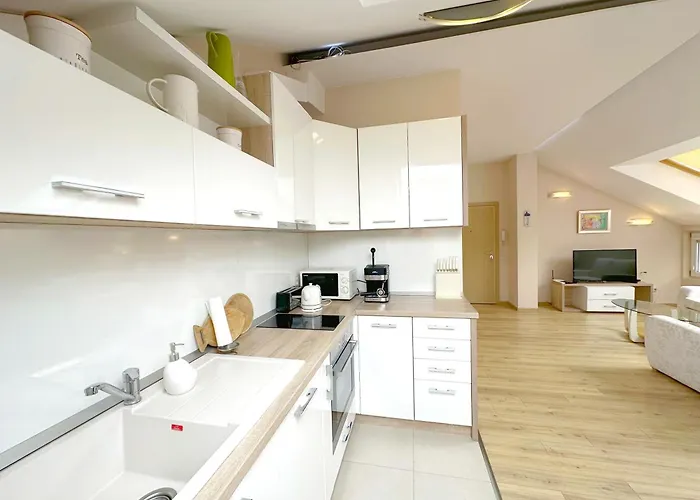 Old Views - Luxury 2bdr & Free Parking Appartement