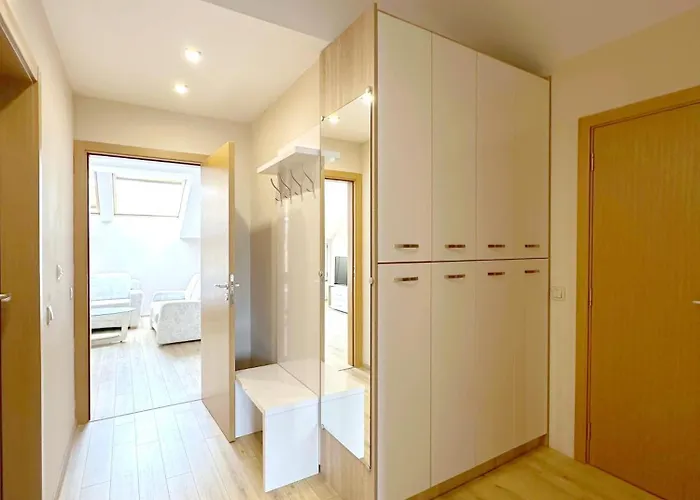 Appartement Old Views - Luxury 2bdr & Free Parking