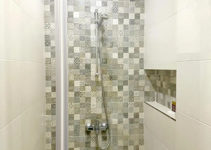 Old Views - Luxury 2bdr & Free Parking Sofya