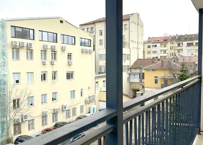 Old Views - Luxury 2bdr & Free Parking