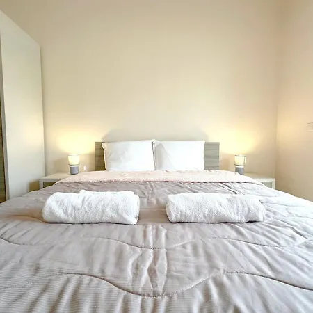 公寓 Old Views - Luxury 2bdr & Free Parking 索菲亞