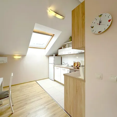 Top-floor Luxury Old Views & Free Parking * Sofia