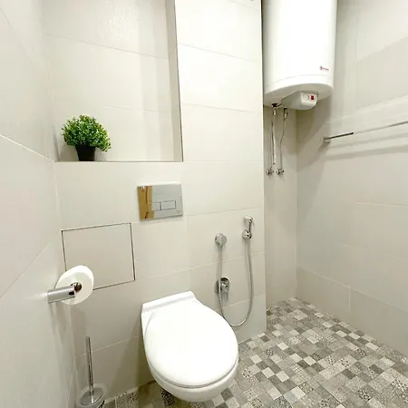 Apartment Top-floor Luxury Old Views & Free Parking *