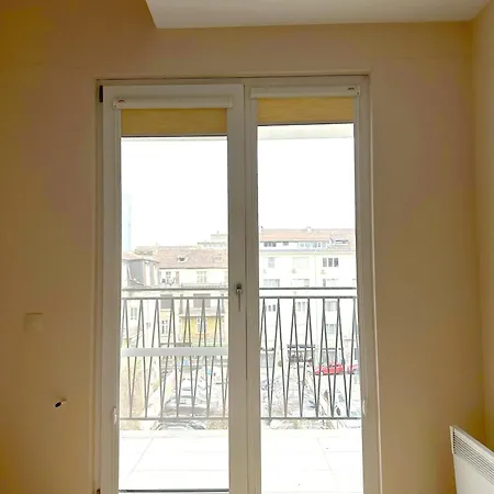 Top-floor Luxury Old Views & Free Parking Apartment Sofia